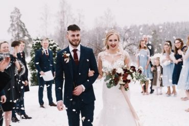 outdoor winter wedding